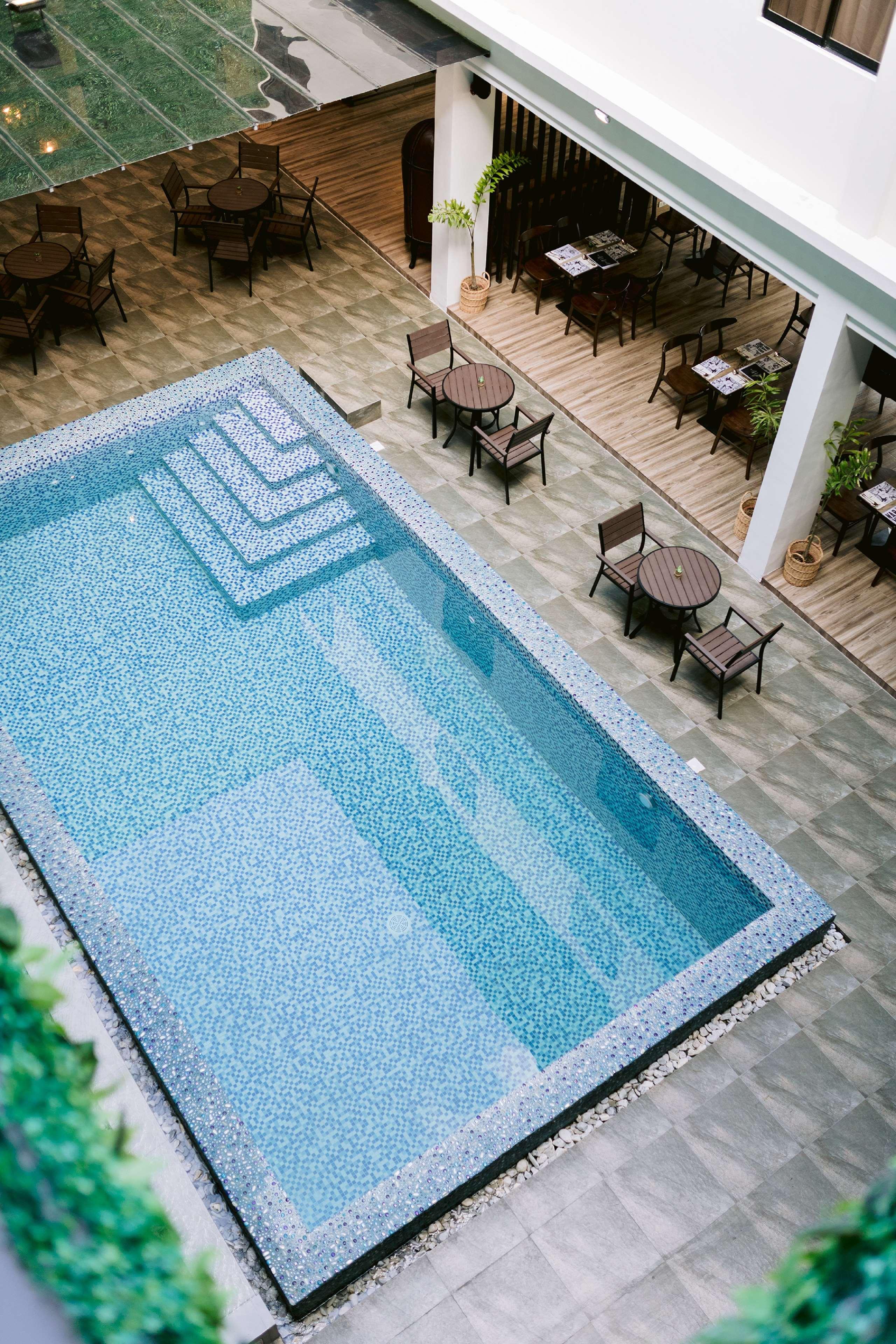 Surestay Plus Hotel By Best Western Ac Luxe Angeles City Extérieur photo