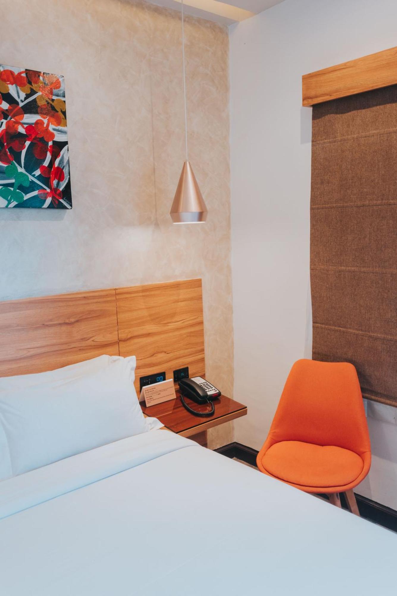 Surestay Plus Hotel By Best Western Ac Luxe Angeles City Extérieur photo