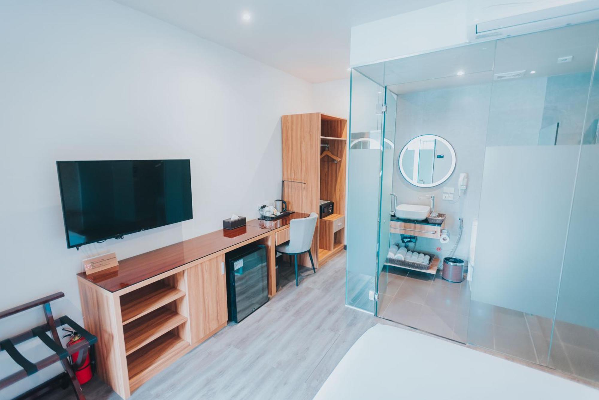 Surestay Plus Hotel By Best Western Ac Luxe Angeles City Extérieur photo