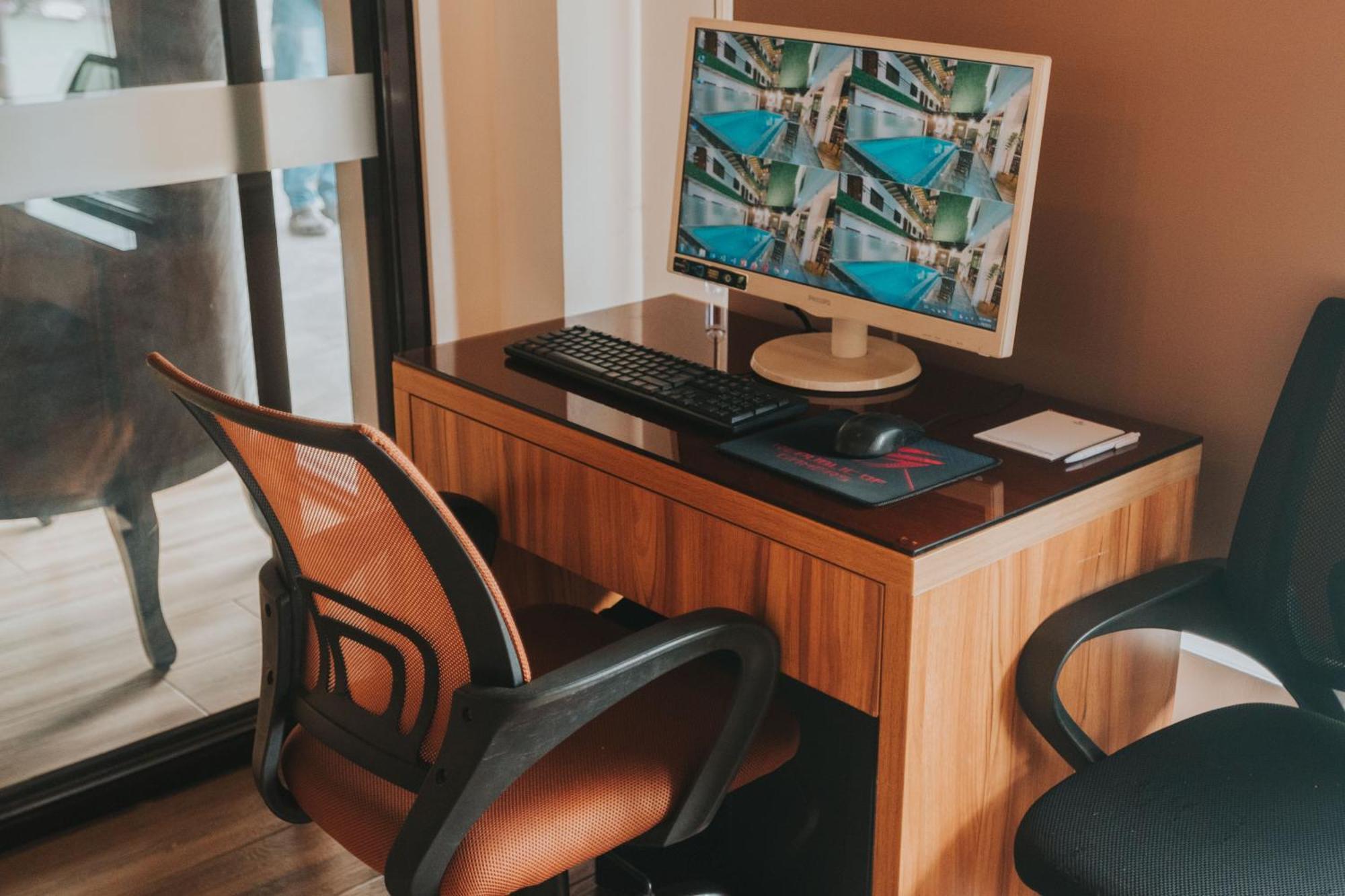 Surestay Plus Hotel By Best Western Ac Luxe Angeles City Extérieur photo